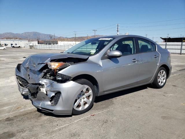 2013 Mazda 3 I