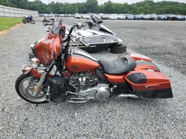 2018 Harley-Davidson Flhxse CVO Street Glide