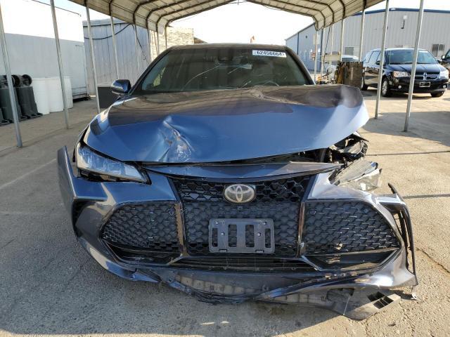 2019 Toyota Avalon XLE
