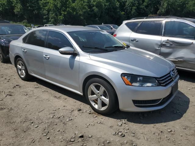 2012 Volkswagen Passat SE