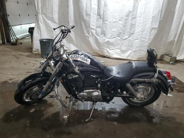 2001 Honda VT1100 C2