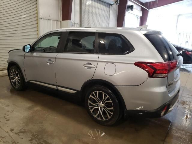 2017 Mitsubishi Outlander ES