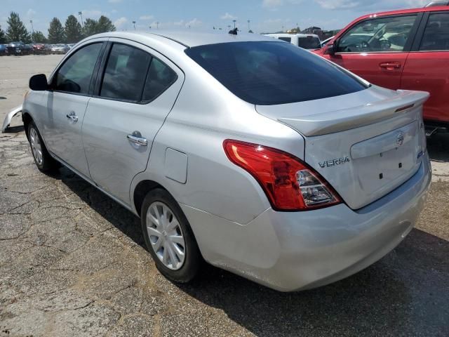 2013 Nissan Versa S