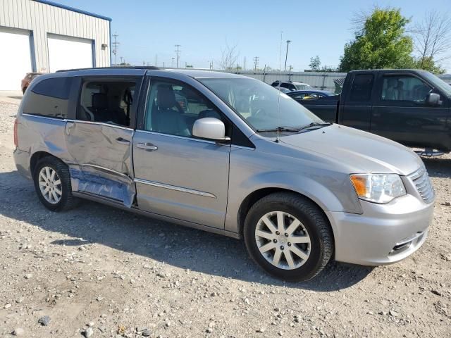 2016 Chrysler Town & Country Touring