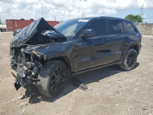 2020 Jeep Grand Cherokee Laredo