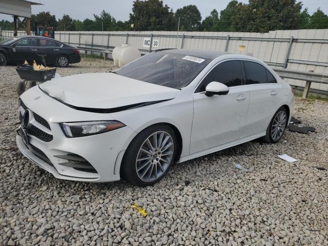 2020 Mercedes-Benz A 220