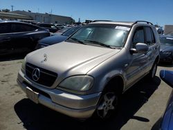 Mercedes-Benz Vehiculos salvage en venta: 2001 Mercedes-Benz ML 320