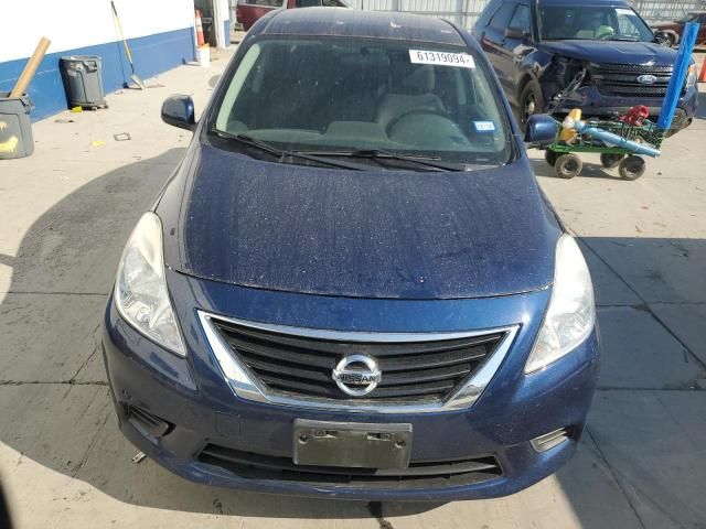 2013 Nissan Versa S