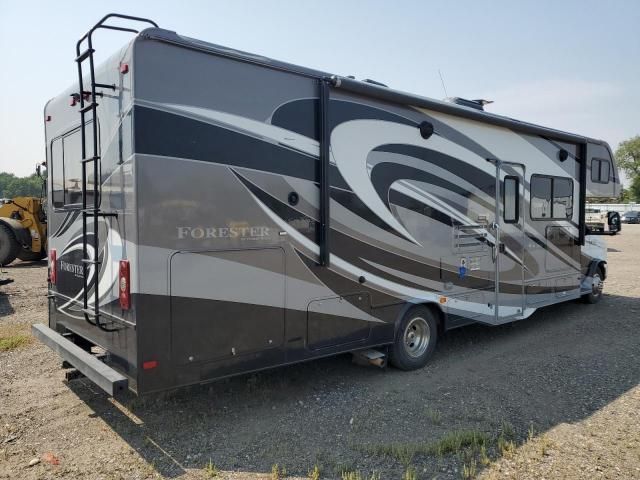 2016 Ford Econoline E450 Super Duty Cutaway Van