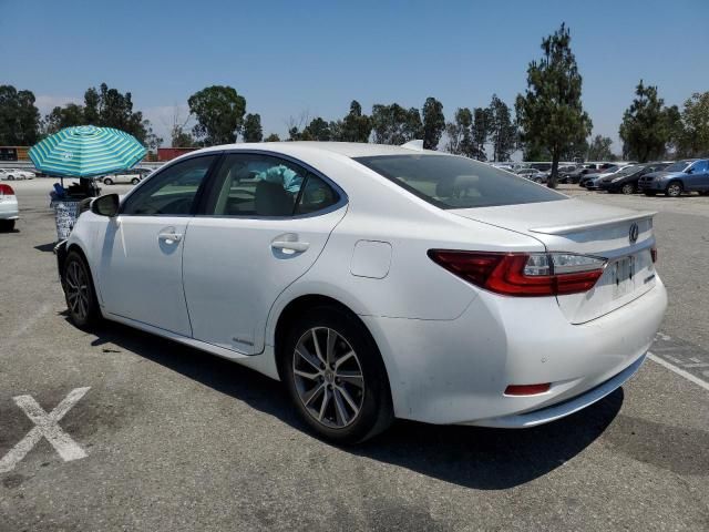 2018 Lexus ES 300H