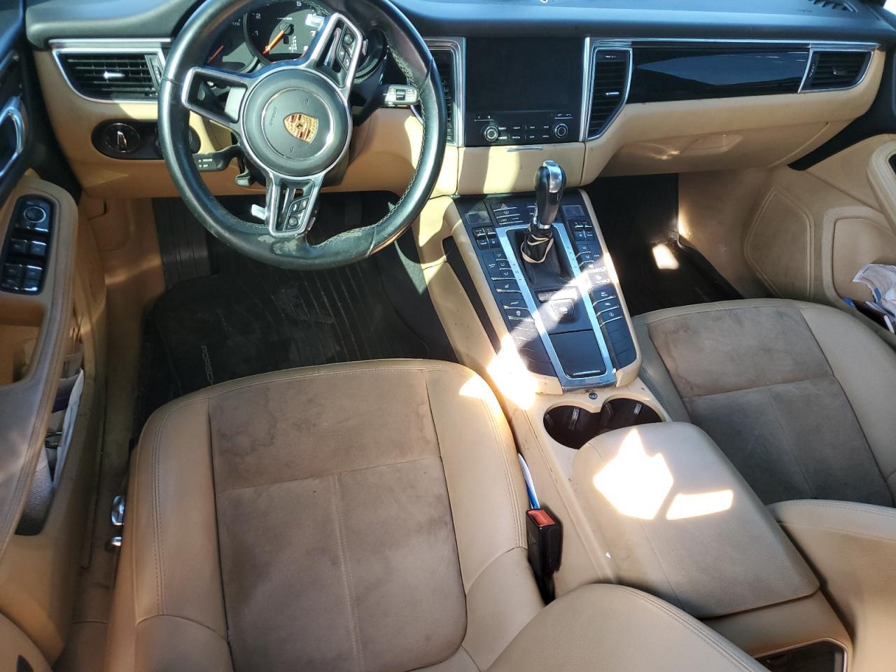 2017 Porsche Macan