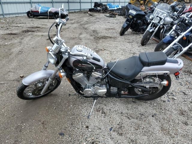 2000 Honda VT600 CD2