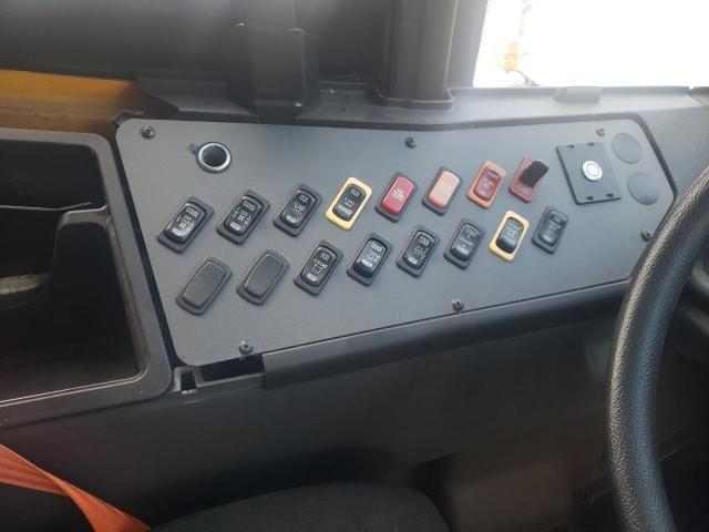 2016 Freightliner Chassis B2B