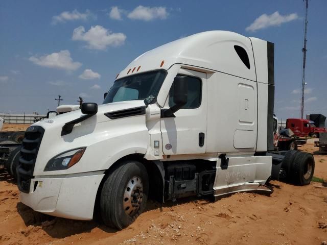 2022 Freightliner Cascadia 126