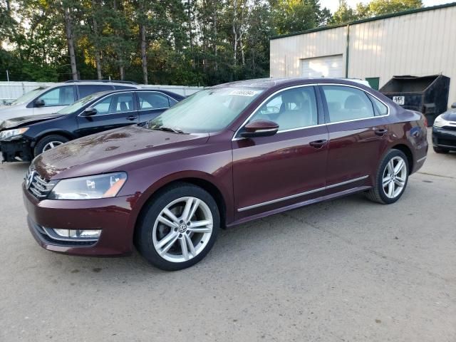 2012 Volkswagen Passat SEL