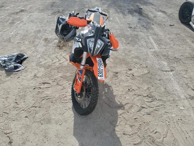 2023 KTM 890 Adventure R