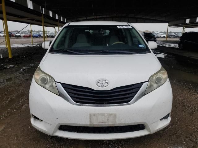 2011 Toyota Sienna LE