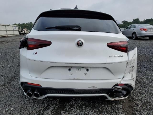 2018 Alfa Romeo Stelvio Quadrifoglio