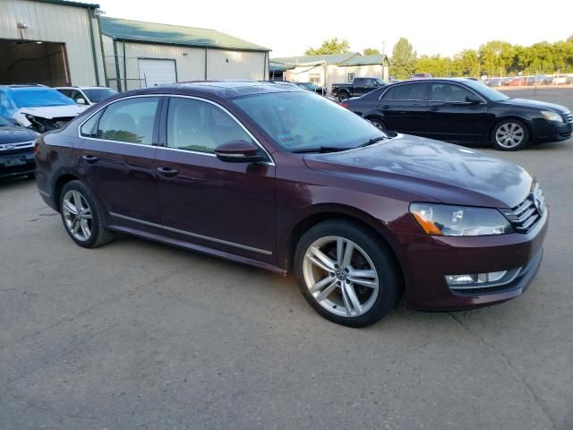 2012 Volkswagen Passat SEL