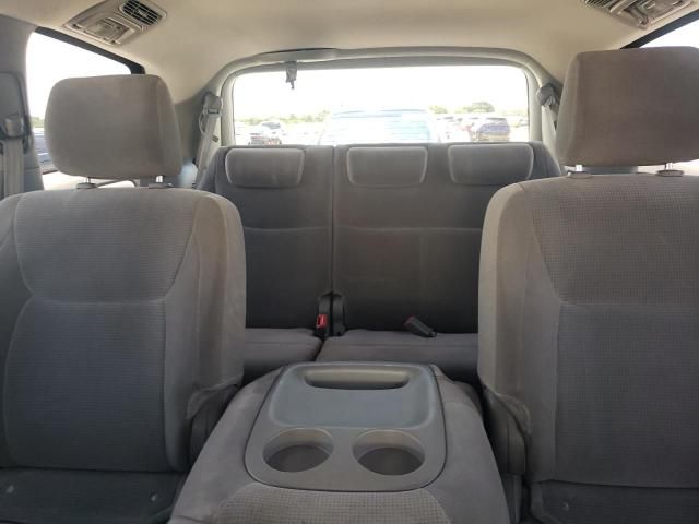 2005 Toyota Sienna CE