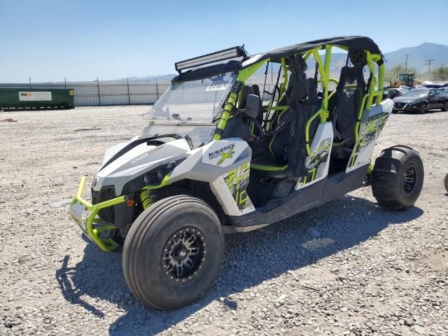 2015 Can-Am Maverick Max 1000R Turbo X DS