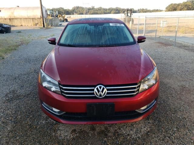 2015 Volkswagen Passat SE