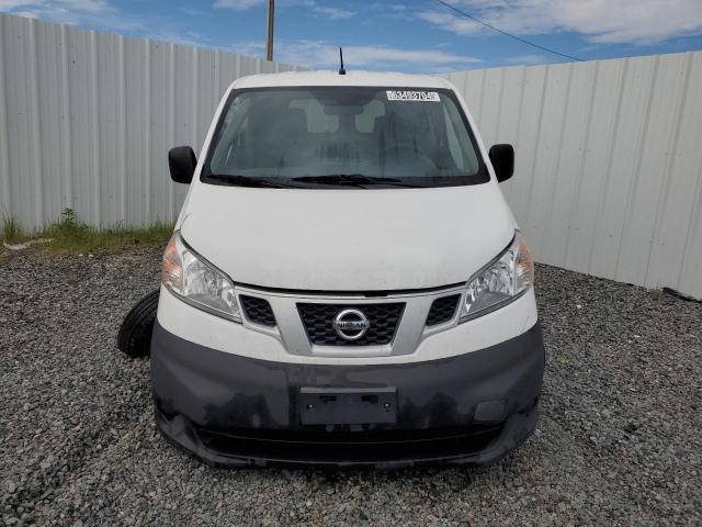 2017 Niss NV200