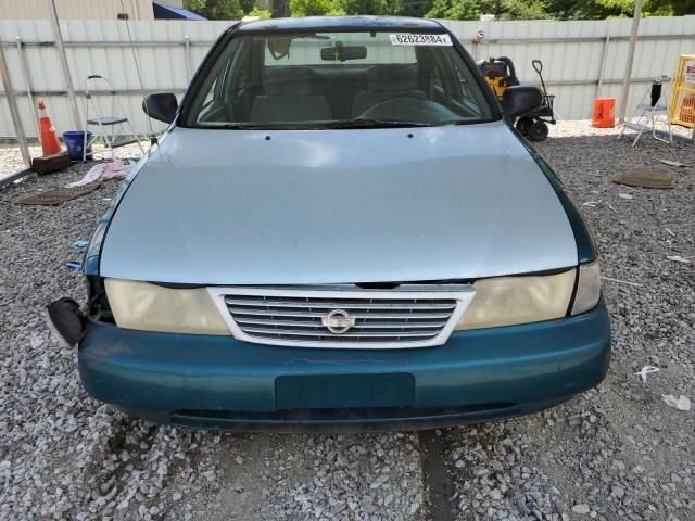 1995 Nissan Sentra Base