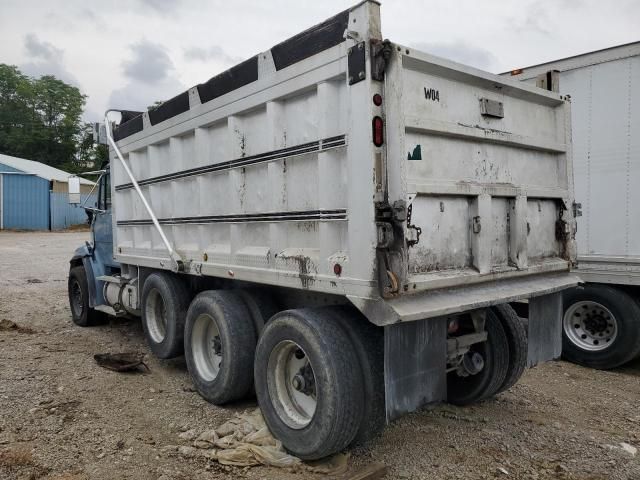 2000 Freightliner Medium Conventional FL112