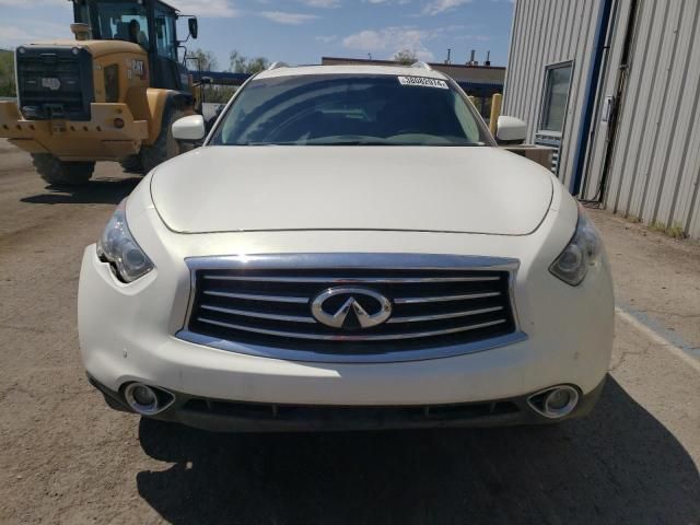 2016 Infiniti QX70