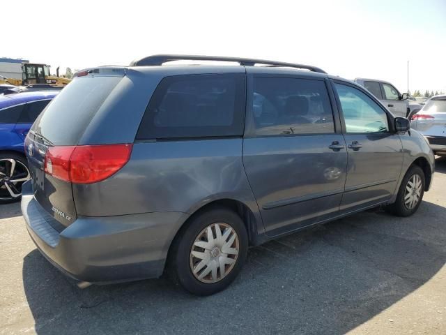 2007 Toyota Sienna CE