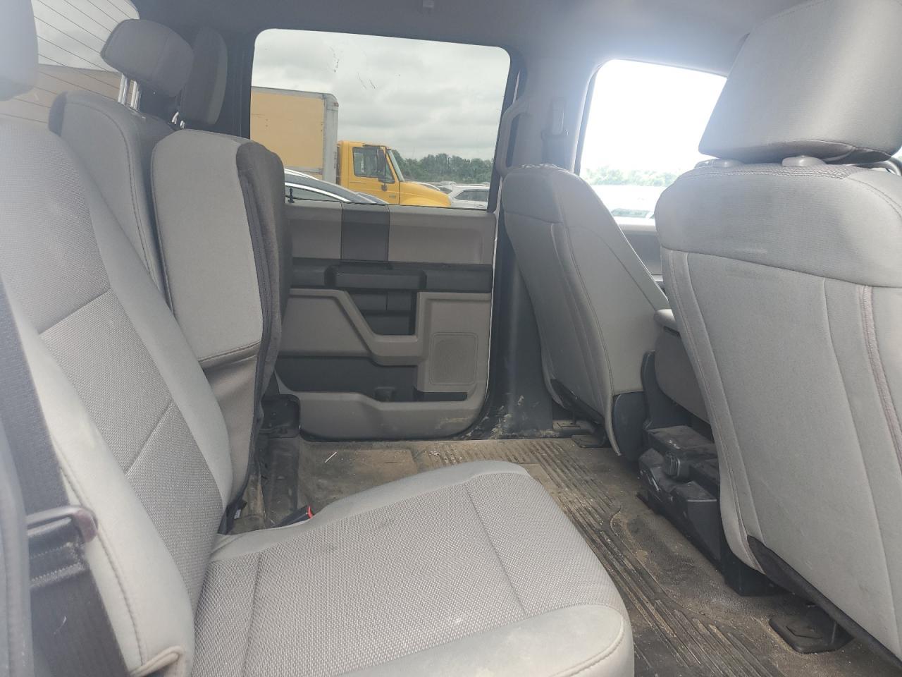 2022 Ford F350 Super