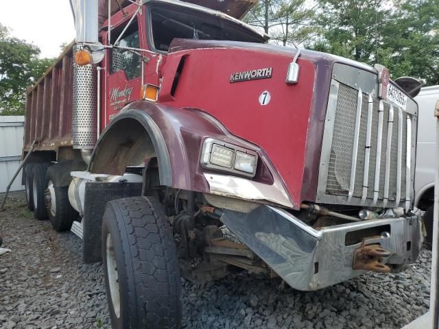 2006 Kenworth T800 Dump Truck