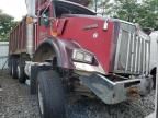 2006 Kenworth T800 Dump Truck