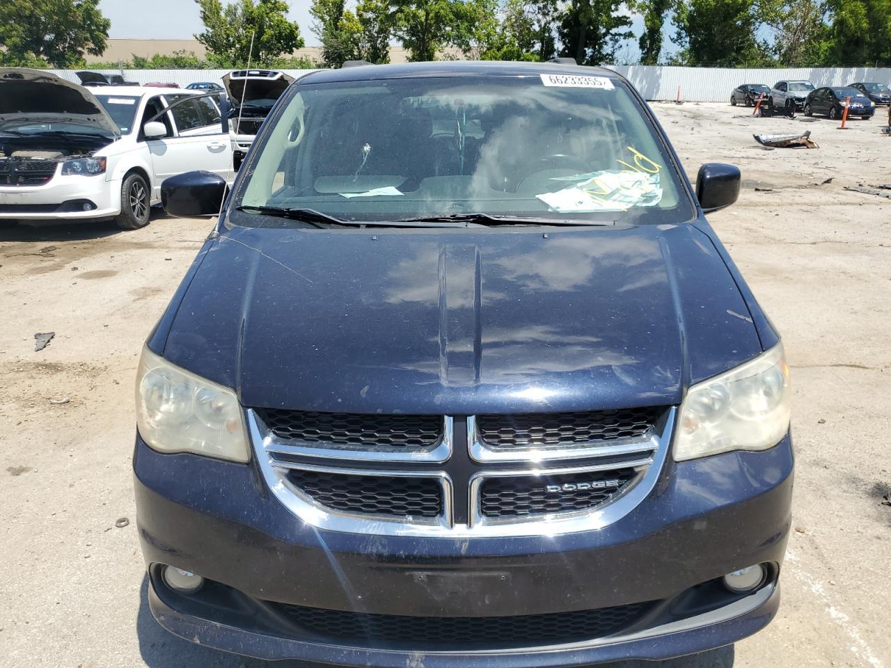 2011 Dodge Grand Caravan Crew