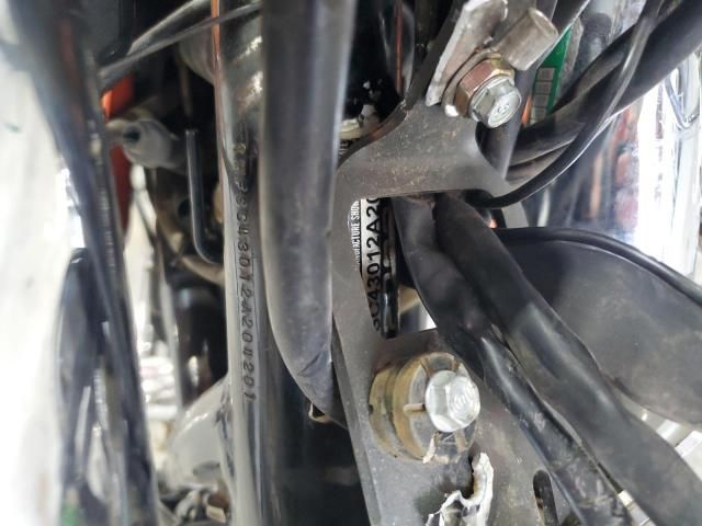 2002 Honda VT1100 C2