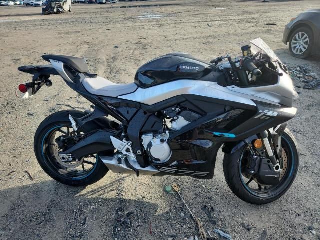 2025 Cf Moto 675SS