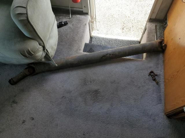 1997 Chev Rolet P30