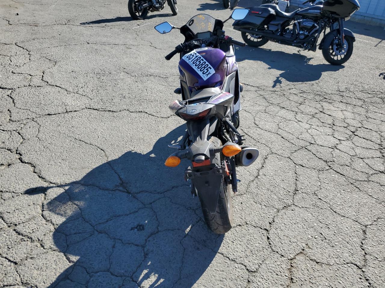 2023 Yama YZFR1