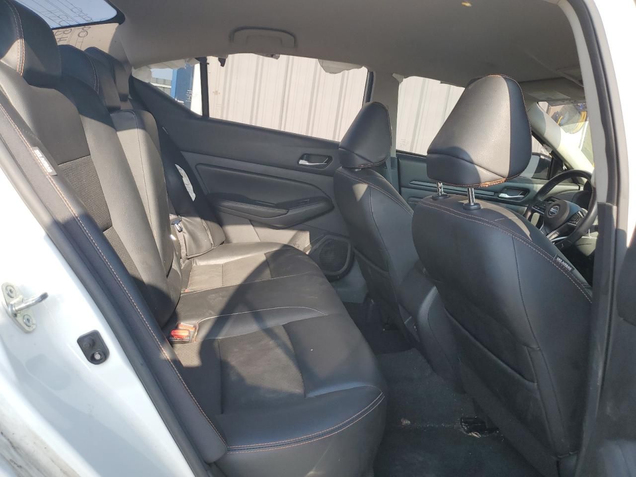 2020 Nissan Altima sr