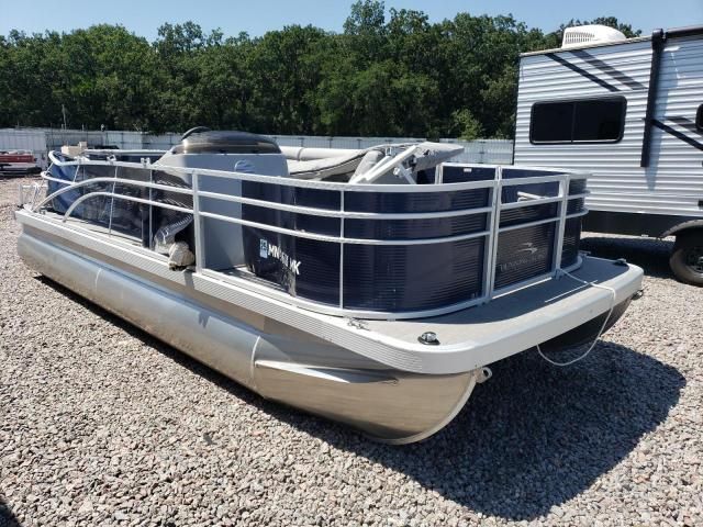 2023 Bennington Marine Boat-Boats Pontoon Boat