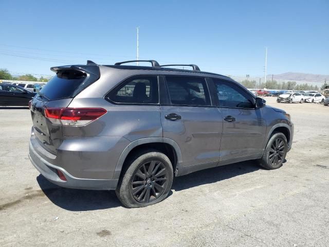 2019 Toyota Highlander SE