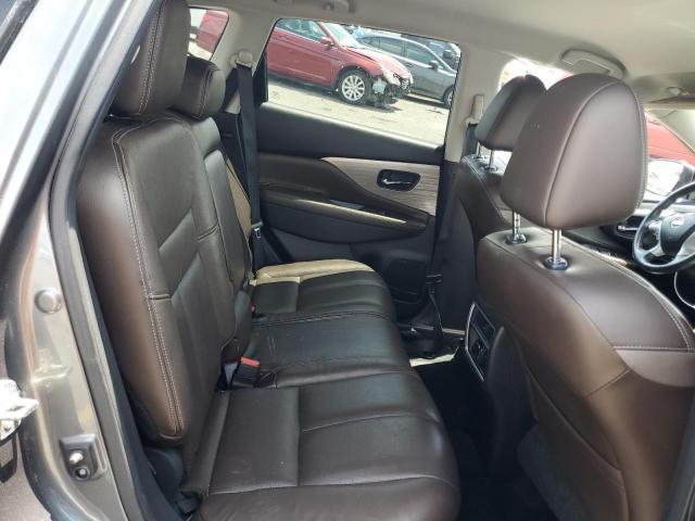 2016 Nissan Murano s