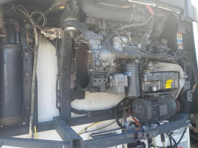 2017 Utility VS2RA Refrigerated Van Trailer
