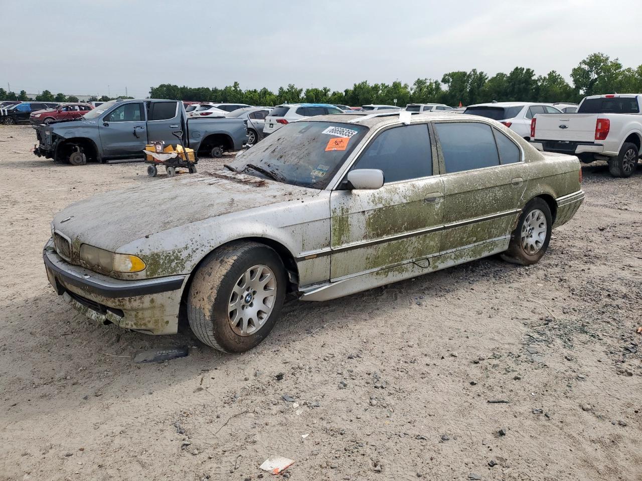 2001 BMW 740