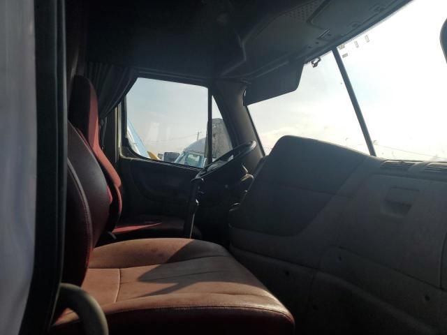2019 Freightliner Cascadia 125 Semi Truck