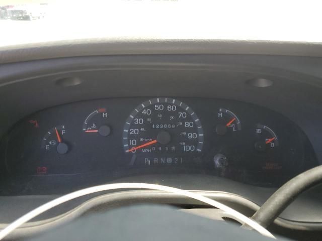 2003 Ford Econoline E150 Van