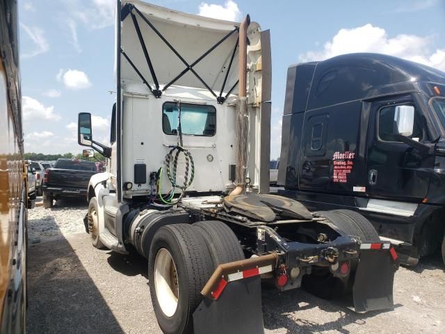 2017 Peterbilt Tractor 2017 Peterbilt 579 Semi Truck