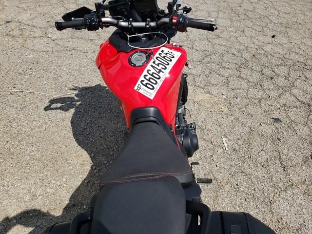 2022 Yamaha MTT09 GT