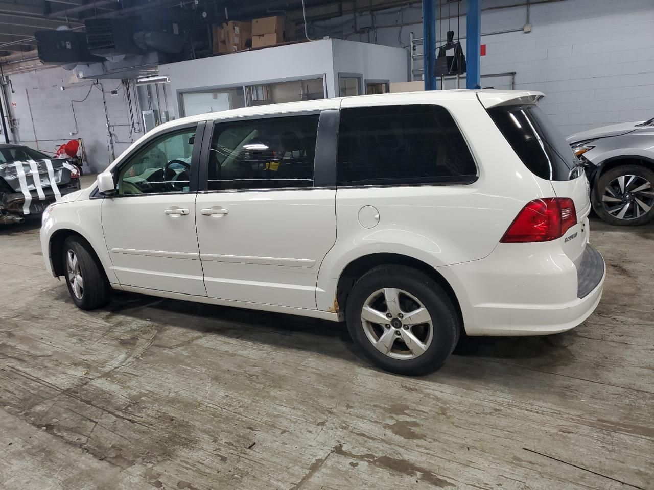 2010 Volkswagen Routan se